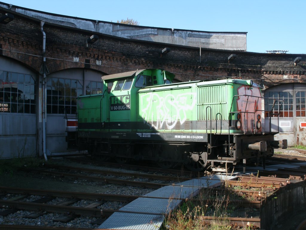 Die V60.05 von BUG,am 01.Oktober 2011,vor dem Lokschuppen in der Einsatzstelle Berlin Lichtenberg. 