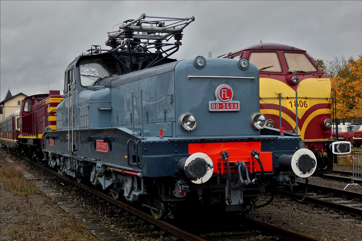 . Museumslok CFL 3608 im abgesperrten Bereich der Abstellung des Bahnhofs von Bettembourg, zum Tag der Eisenbahn in Luxemburg. 21.10.2017 (Hans)