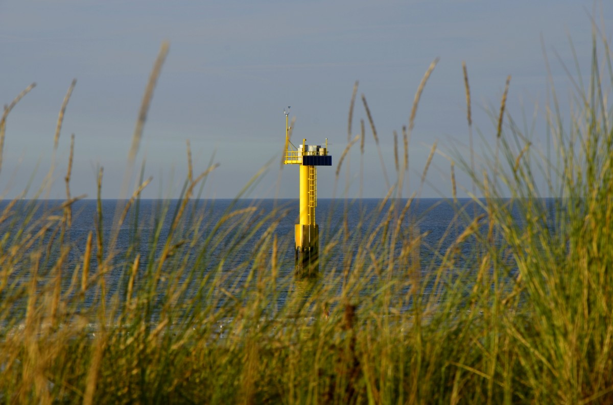 Seezeichen in der Nordsee bei Cadzand, aufgenommen am 03.09.2013