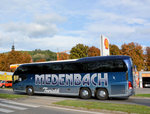 Neoplan Cityliner von der Medenbach Touristik aus der BRD in Krems unterwegs.