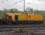 V 150.04, ex DR 110 966-9, ex DR 710 966 (eine V 100.5 ost) der SGL Schienen-Gter-Logistik GmbH abgestellt (im Regen) am 06.05.2012 in Betzdorf/Sieg.