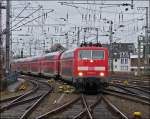 Mit dem am 22.12.2012 in den Hauptbahnhof von Kln einfahrenden Rhein-Sieg-Express mchten wir allen ein frohes und glckliches Jahr 2013 wnschen.