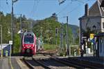 Nach mehr als 2 Monaten fuhren wir mal wieder mit der Bahn von Wilwerwiltz nach Luxemburg. Der CFL KISS Z 2318 fhrt am 20.05.2020 in den Bahnhof von Wilwerwiltz ein. (Hans) 