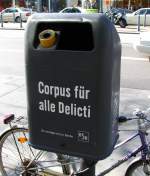 Serie Berliner Mlleimer VI: Corpus fr alle Delicti.