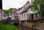 Durch den malerrischen Eifelort Monreal fließt der Elzbach...
(19.05.2013)