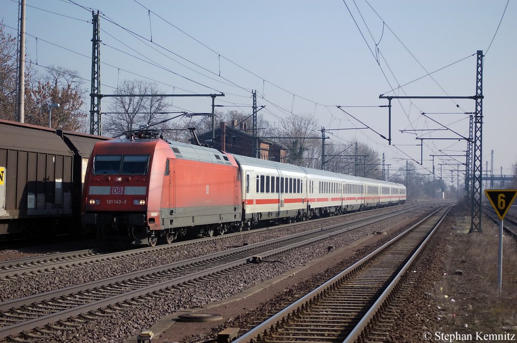 101 143-6 mit dem IC 2048 nach Kln in Niederndodeleben. 01.03.2011