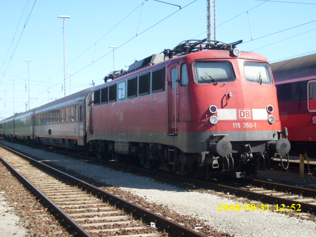 115 350 am 31.August 2008 im Abstellbahnhof Berlin Grunewald.