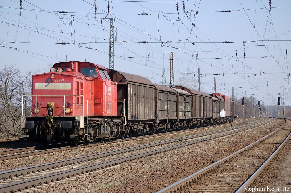 298 336-9 mit gemischten Gterzug in Saarmund. 29.03.2011