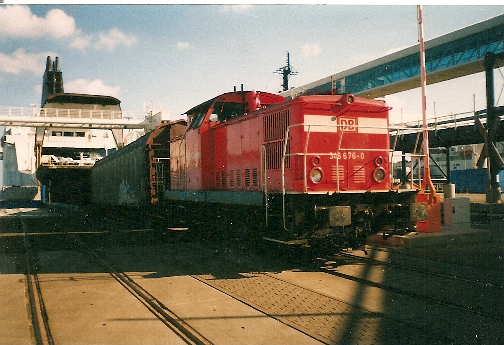 346 676 am F�hranleger in Mukran.