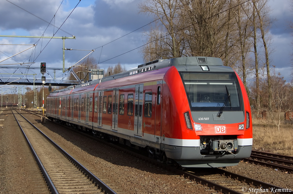 430 007/507  S-Bahn Stuttgart  auf Probefahrt und fuhr paar male durch den Brandenburger Hbf. 08.03.2012