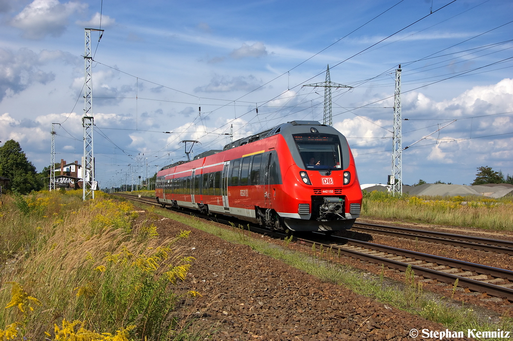 442 132/632 als RB20 (RB 28709) von Oranienburg nach Potsdam Hbf in Satzkorn. Netten Gru� an den Tf! 23.08.2012