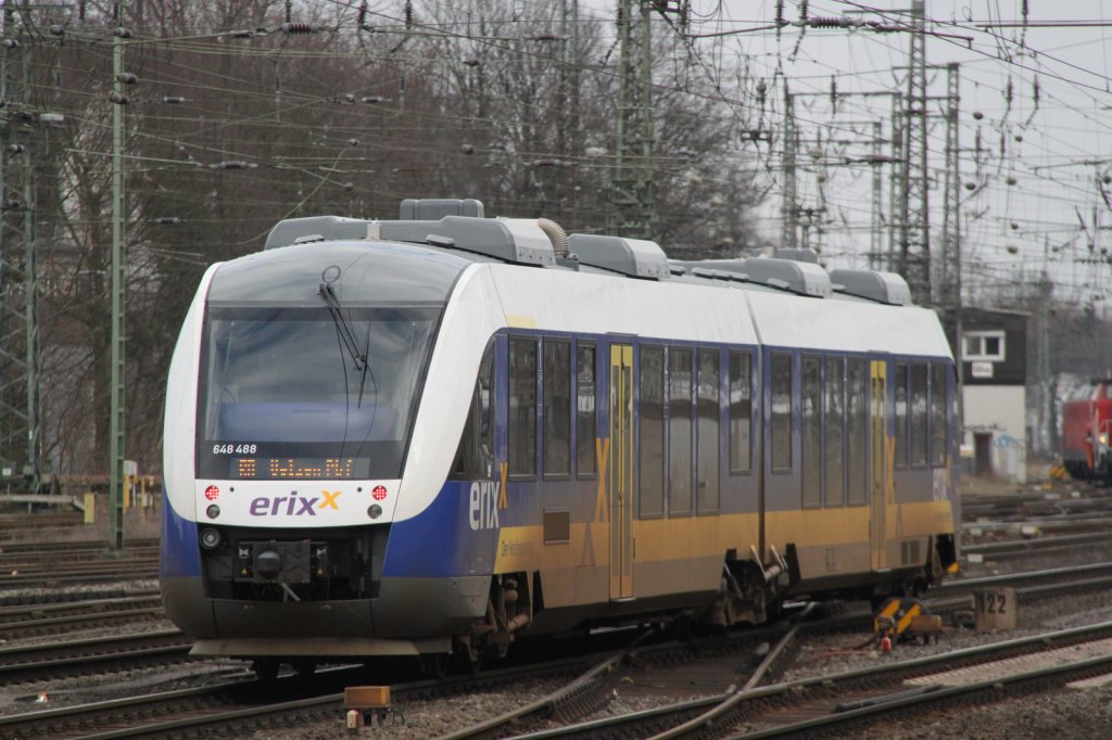 648 488 als erx840191 von Bremen Hbf nach Uelzen bei der Ausfahrt im Bremer Hbf.10.03.2012