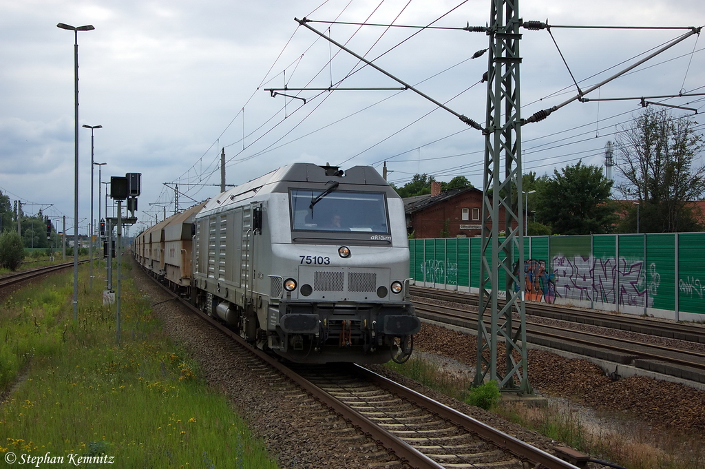 75103 AKIEM f�r ECR - Euro Cargo Rail SAS mit einem Getreidezug in Rathenow und fuhr in Richtung Wustermark weiter. 03.07.2012