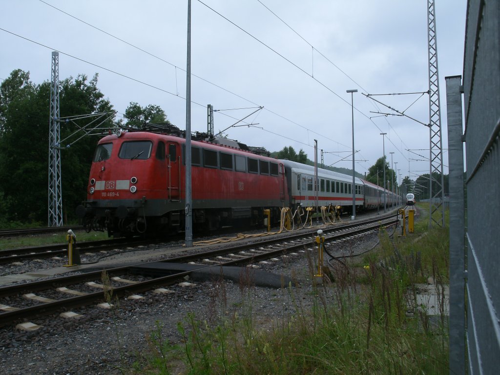 Am Morgen vom 29.Juni 2013 stand in der Binzer Abstellanlage:110 469-4 die den EC 379 nach Brno bespannte und der ICE 411 091-7 der als ICE 1715 nach M�nchen fuhr.