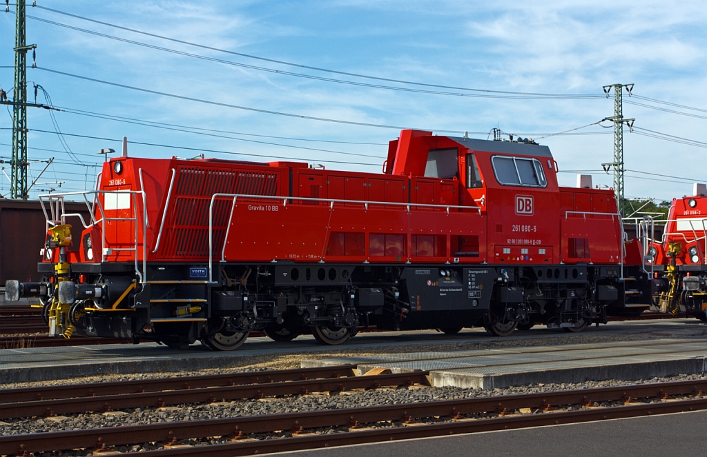 Die 261 080-6 (Voith Gravita 10 BB) der DB Schenker Rail abgestellt am 02.09.2012 beim ICE-Bahnhof Montabaur. Die Lok wurde 2012 bei Voith in Kiel unter der Fabriknummer  L04-10131 gebaut, sie hat die NVR-Nummer 92 80 1261 080-6 D-DB.