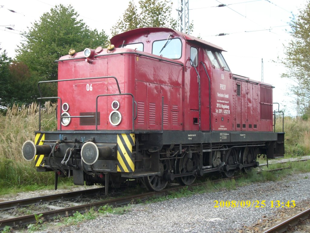 Die frhre PBSV-Lok Nr.06 im bergabebahnhof Klementelvitz am 25.September 2008.