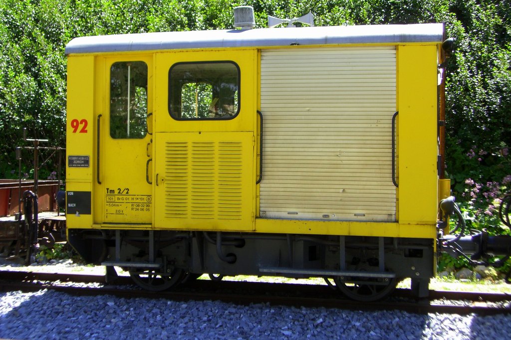 Ehemaliger Bautraktor Tm 2/2 der RhB, jetzt bei der DFB, aufgenommen in Gletsch am 01.08.2007