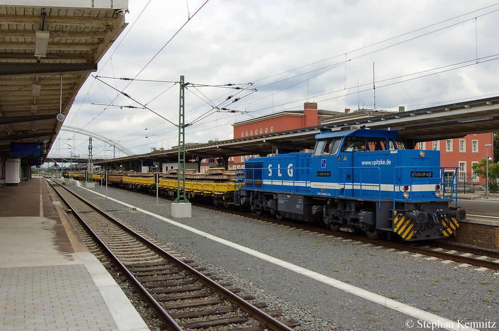 G 1206-SP-021 (275 850-6) von der SLG Spitzke Logistik GmbH mit Res Ganzzug in Dessau. 25.06.2011