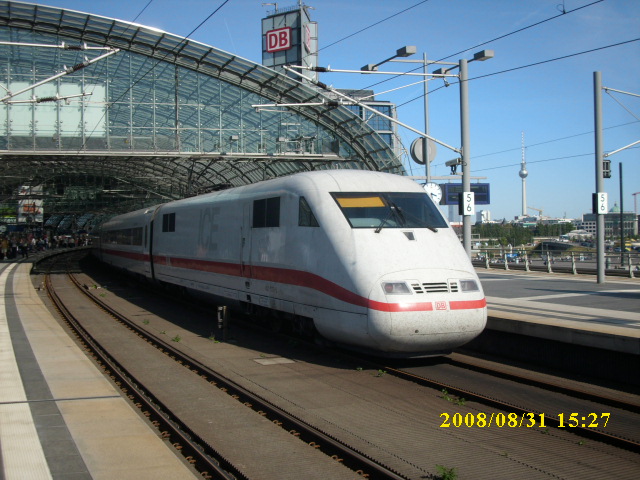 ICE 401 078 hat am 31.August 2008 den Berliner Hbf erreicht.