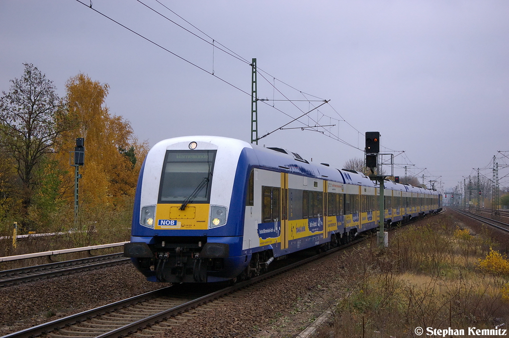 Interconnex (X 68903) von Leipzig Hbf nach Warnemnde, bei der Durchfahrt in Berlin Jungfernheide. Geschoben hatte die 146 520-2. 09.11.2012