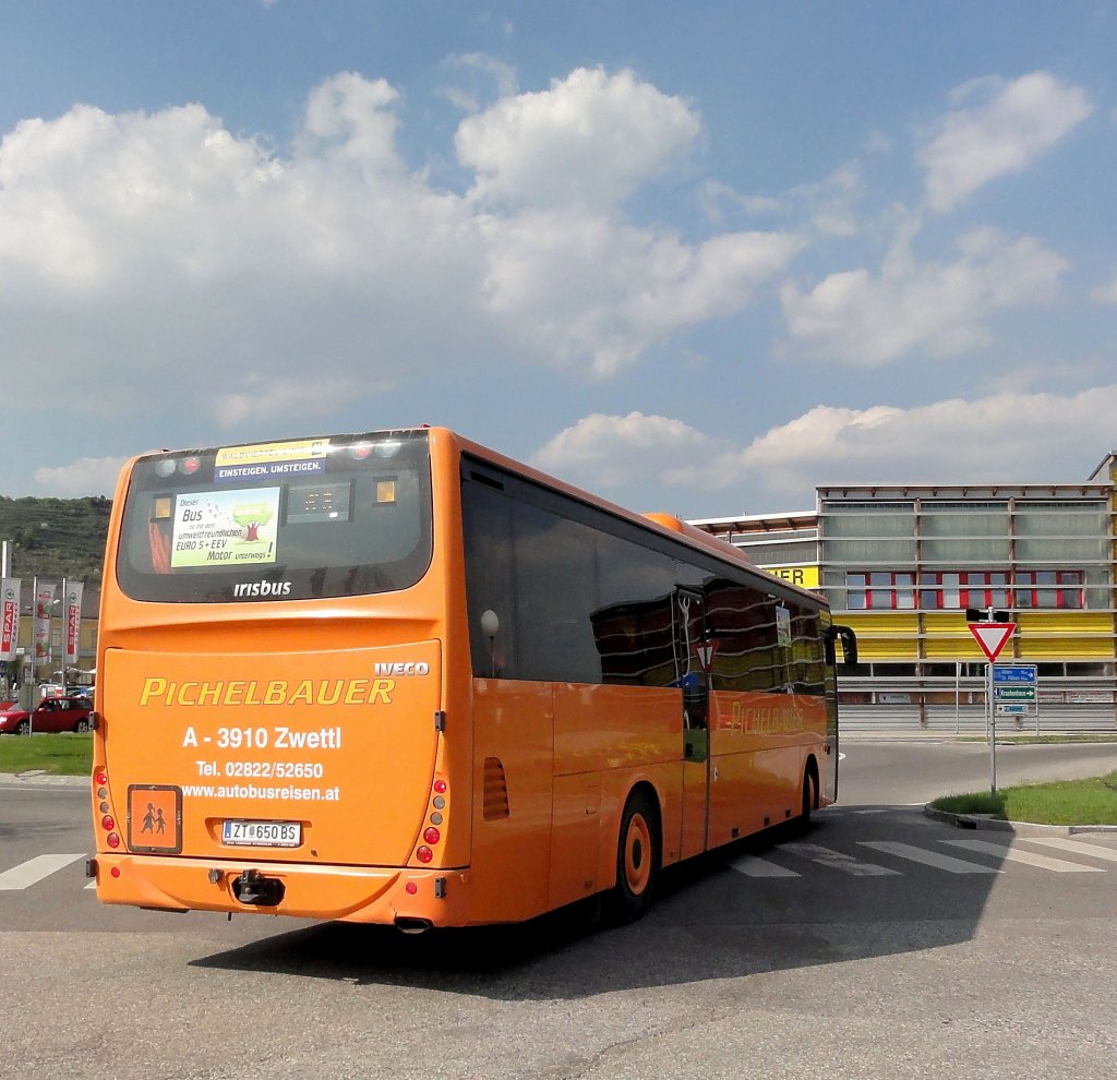 IRISBUS/IVECO Arway von PICHELBAUER aus Nieder�sterreich am 25.4.2013 in Krems an der Donau gesehen.