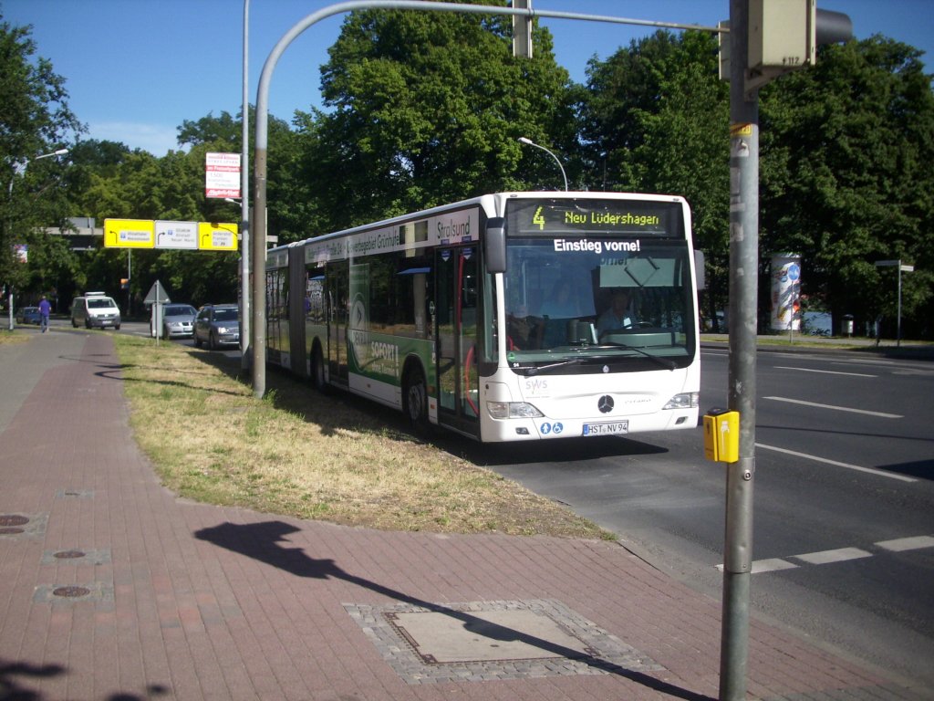 Mercedes Citaro II G der Stadtwerke Stralsund (SWS) in Stralsund. 

