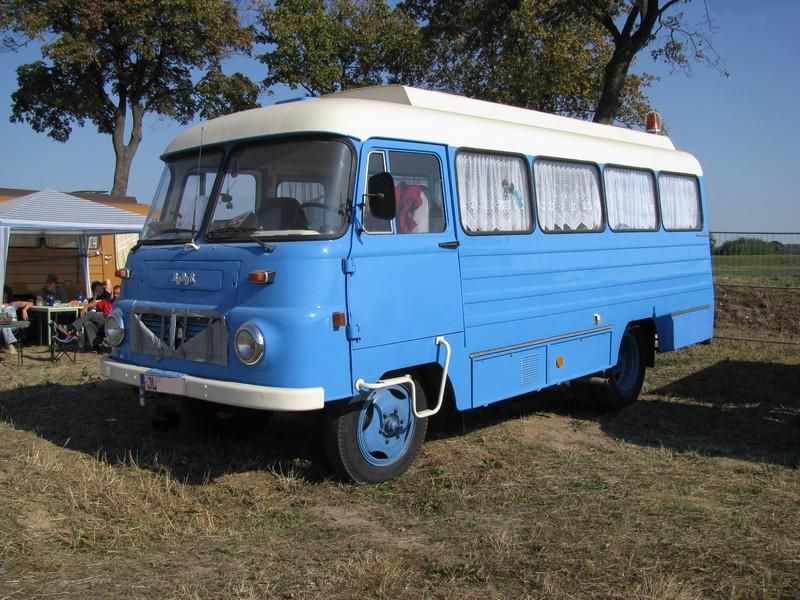 Omnibus ROBUR LD 3001 aus dem Krei Jerichower Land beim 6. gro�e TATRA-Treffen Seehausen/Altmark [20.09.2009]