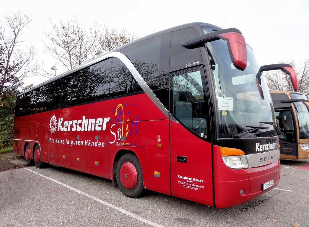 SETRA S416 HDH von KERSCHNER Reisen aus Nieder�sterreich am 28.10.2012 in Krems an der Donau.