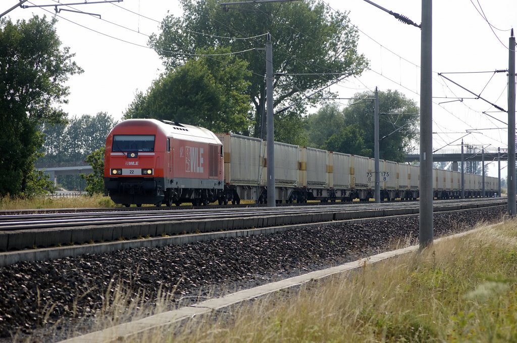 WLE 22 (223 056-3) mit dem Warsteiner Bierzug in Richtung Wustermark. 04.08.2010. Netten Gru� zur�ck an den Lokf�hrer