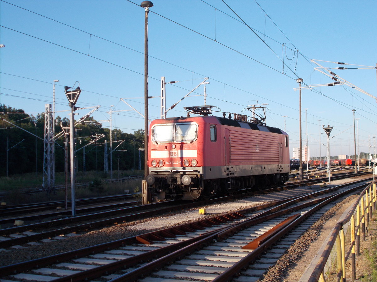 143 644 unterwegs,am 25.August 2016,im Rangierbahnhof Seddin.