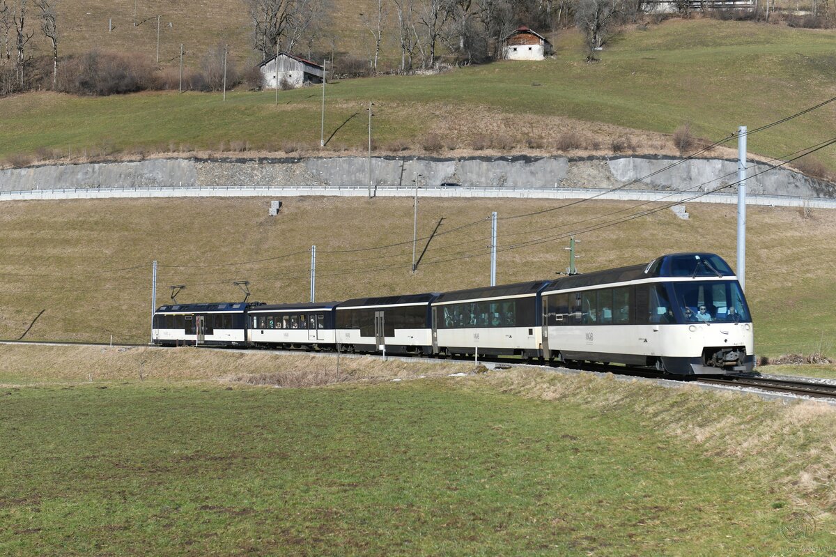 2025-01-25.MOB Rossinière
locomotive électrique ABe 4/4 9304 avec les voitures 