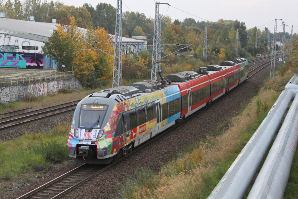 442 854 als S3(Warnemünde-Rostock)bei der Ausfahrt im Haltepunkt Rostock-Marienehe.15.10.2016