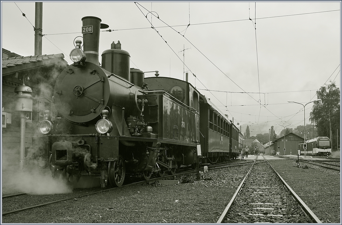 50 Jahre Blonay - Chamby; Mega Steam Festival: Heute gnnte ich mir, vorbereitend auf das nchste Wochenende einen ersten Besuch bei der Blonay Chamby Museumsbahn. Besonders gefiel mir die hier zu sehne, 1913 gebaute, SBB G 3/4 208, die hier in Blonay auf die Abfahrt nach Chamby wartet. 
10. Mai 2018