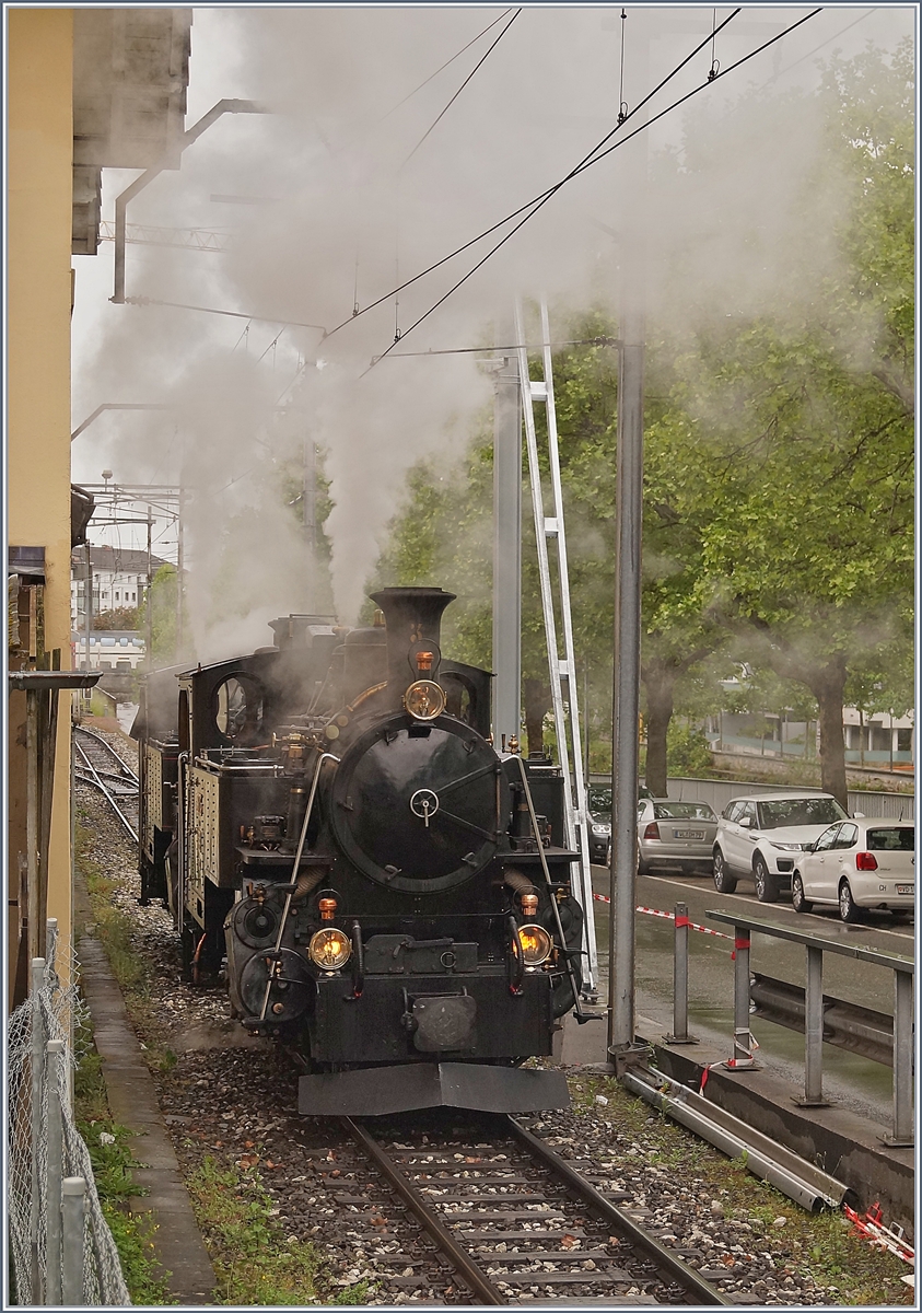 50 Jahre Blonay - Chamby; Mega Steam Festival: Die BFD HG 3/4 N° 3 und dahinter versteckt die FO HG 3/4 N° 4 in Vevey.
13. Mai 2018
