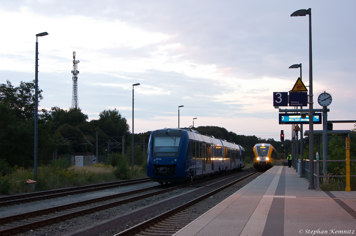 620 404-3 der vlexx GmbH wartete in Rathenow auf ihren ersten Einsatz auf der RB51 (Brandenburg Hbf - Rathenow). 25.08.2014