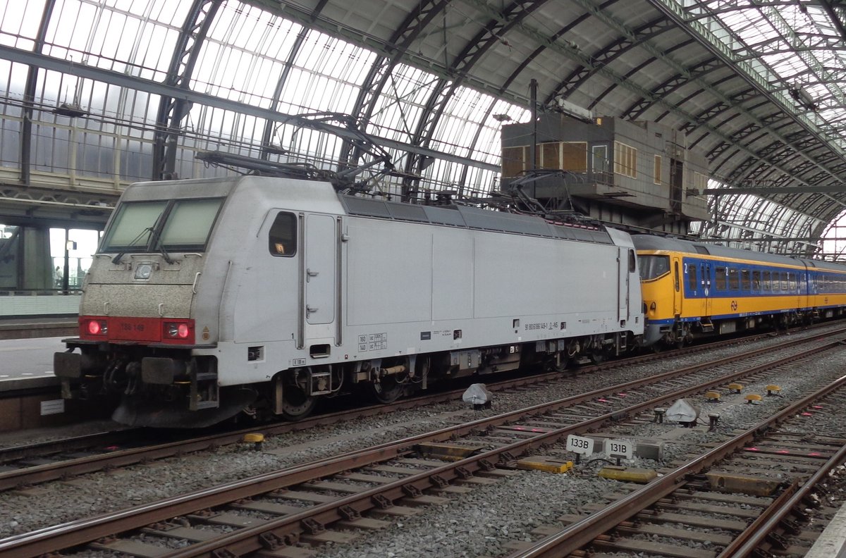 Am 9 Juli 2018 steht 186 149 in Amsterdam Centra