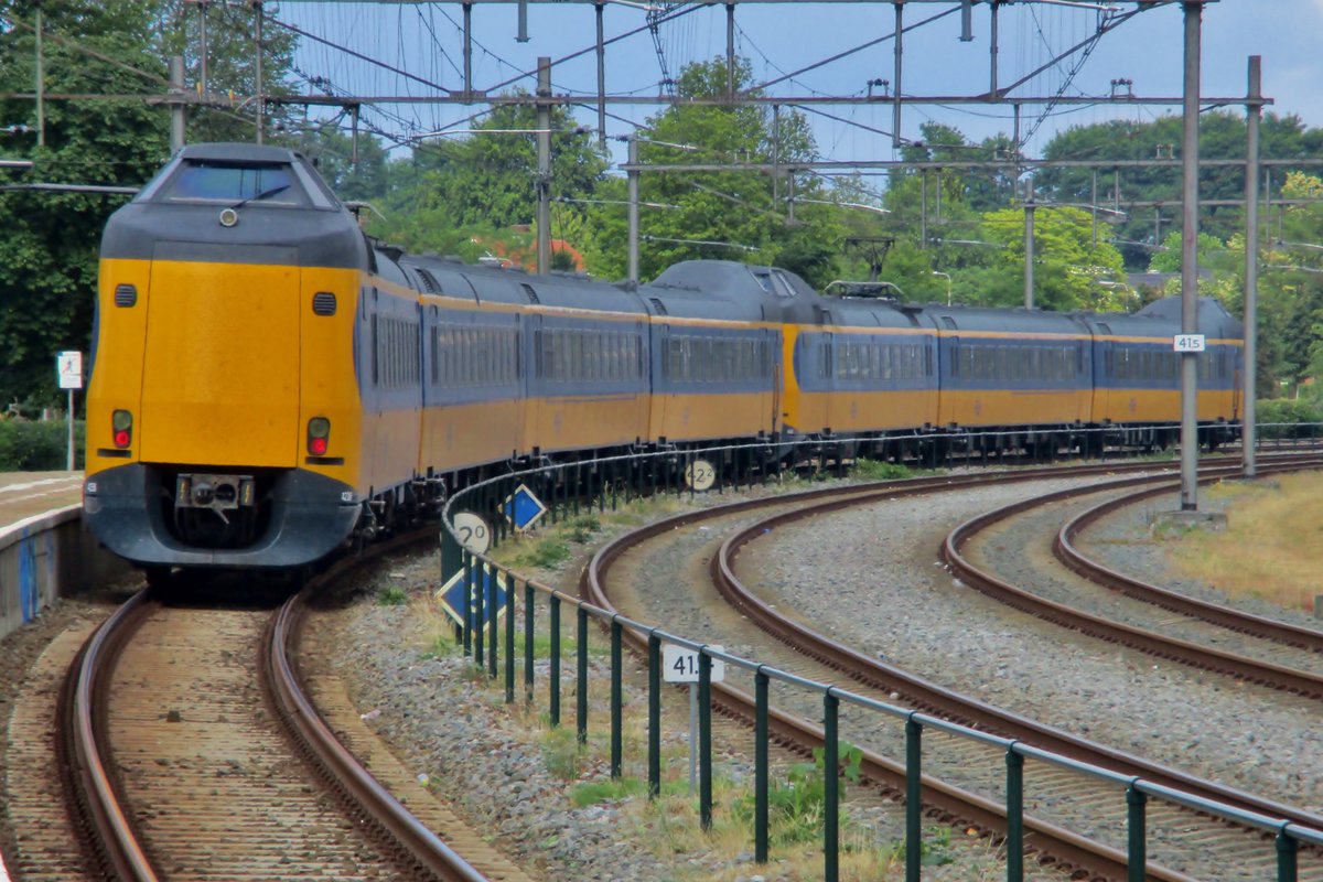 Am 9 Juli 2018 verlässt NS 4238 Oss.