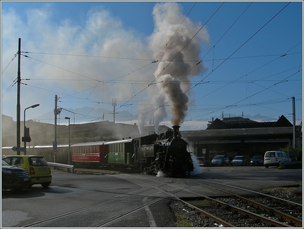 Am letzte Betriebstag der Blonay - Chamby Bahn dampft die HG 3/3 N° 3 mit ihrem Zug von Vevey Chamby entgegen.
26. Okt. 2014