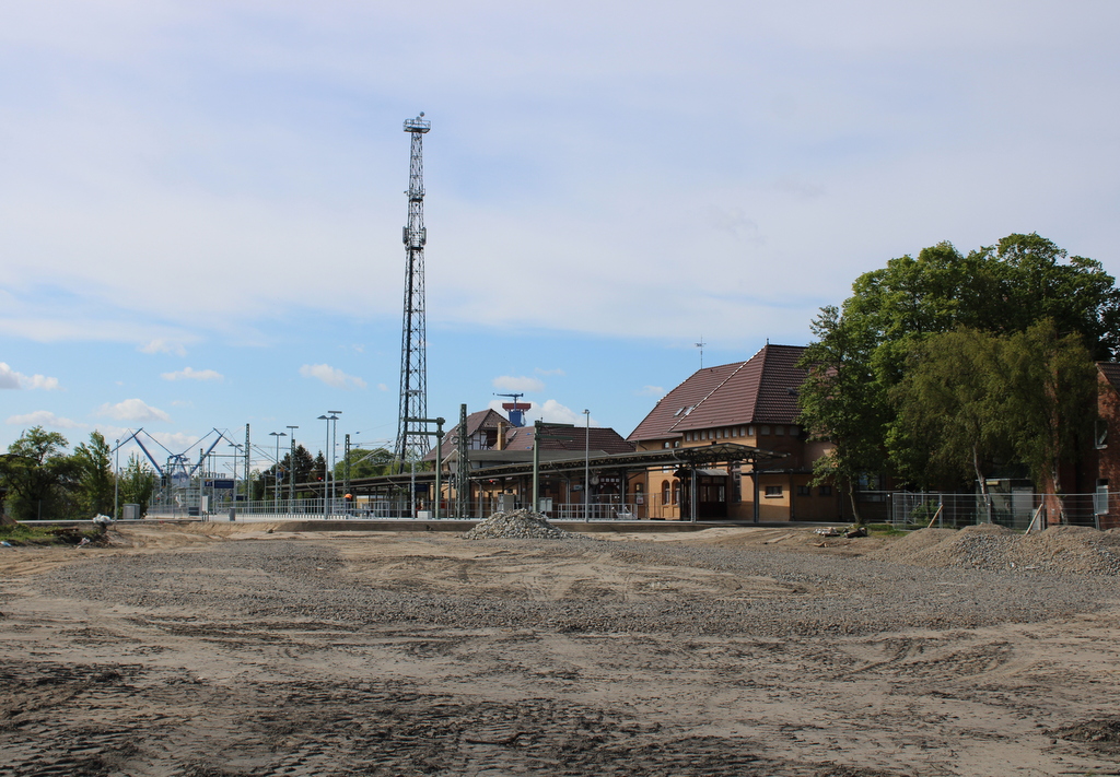 Am Morgen des 16.05.2020 wurde wieder ein Blick auf die Baustelle in Warnemünde geworfen.