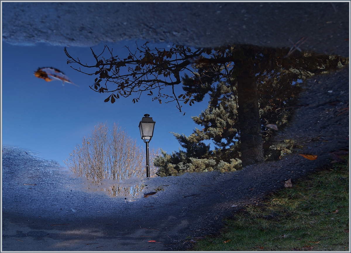 Auf der Strasse gefunden: Ein Spiegelbild.

20. Nor. 2017
