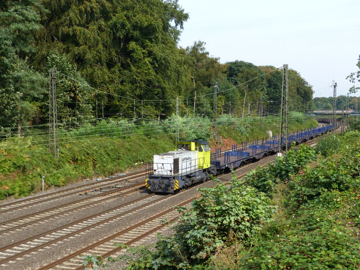 Captrain Diesellok V156 MaK G 1205 BB Baujahr 1994. Abzweig Lotharstrasse / Forsthausweg, Duisburg 22-09-2016.

Captrain dieselloc V156 MaK G 1205 BB bouwjaar 1994. Abzweig Lotharstrasse / Forsthausweg, Duisburg 22-09-2016.