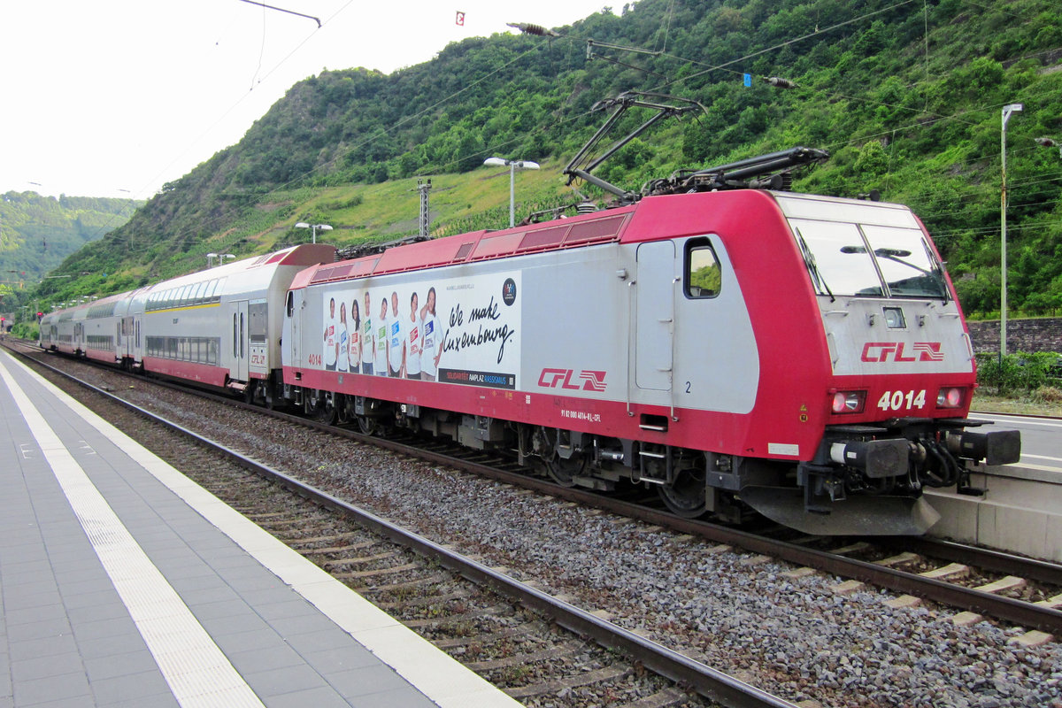 CFL-Werbelok 4014 steht am 2 Juli 2013 in Cochem.