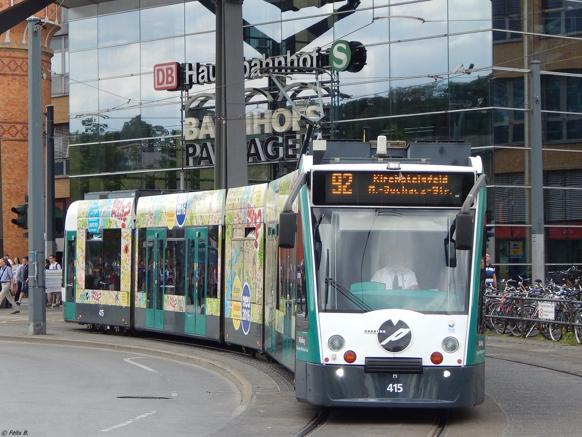Combino NF8 Nr. 415 der ViP in Potsdam.