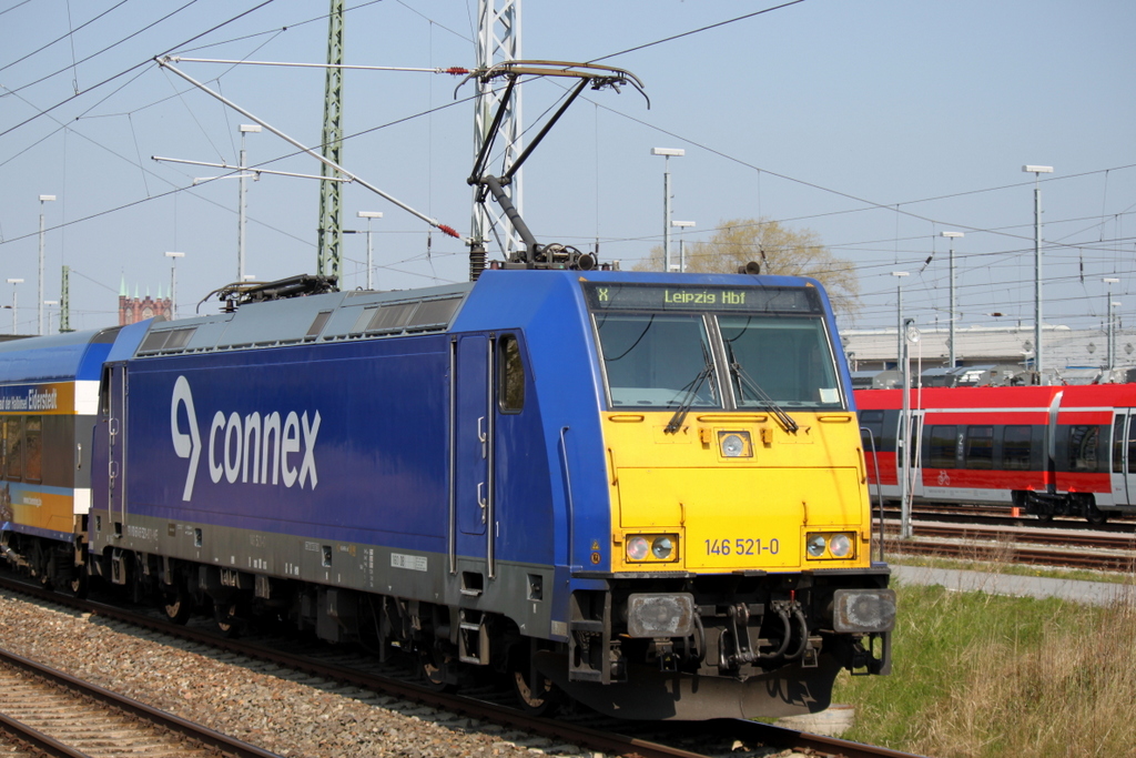 Dank Hp0 konnte ich am 19.04.2014 die 146 521-0 in aller Ruhe im Rostocker Hbf fotografieren.