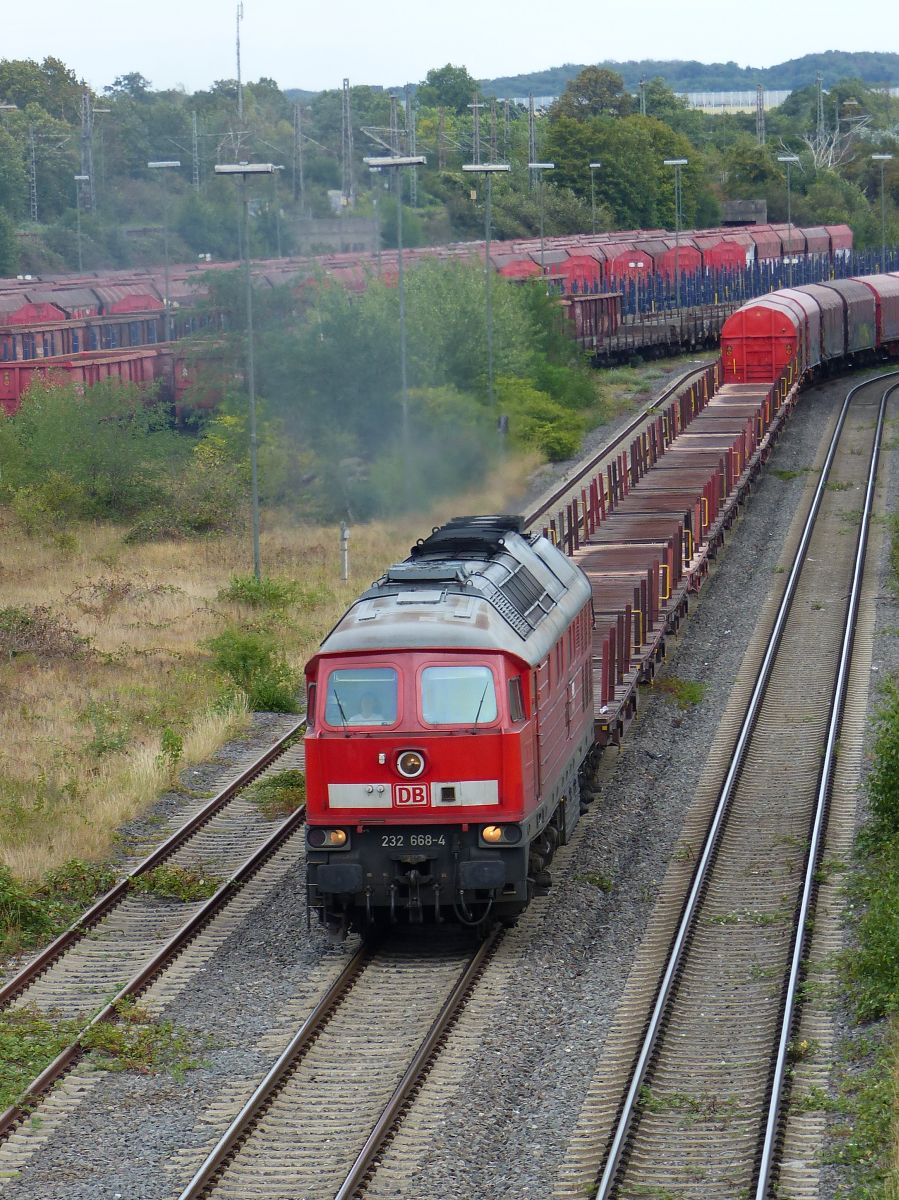 DB Cargo Diesellok 232 668-4 G�terbahnhof Hochfeld S�d. Wanheimerstrasse, Duisburg 21-08-2020.

DB Cargo dieselloc 232 668-4 G�terbahnhof Hochfeld S�d. Wanheimerstrasse, Duisburg 21-08-2020.