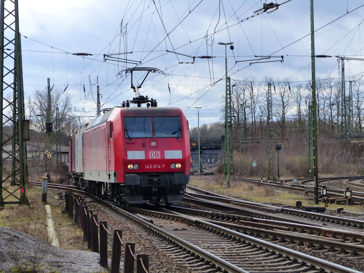 DB Cargo loc 145 014-7 Rangierbahnhof K�ln-Kalk Nord 08-03-2018. 

DB Cargo loc 145 014-7 rangeerstation Keulen-Kalk Nord 08-03-2018.