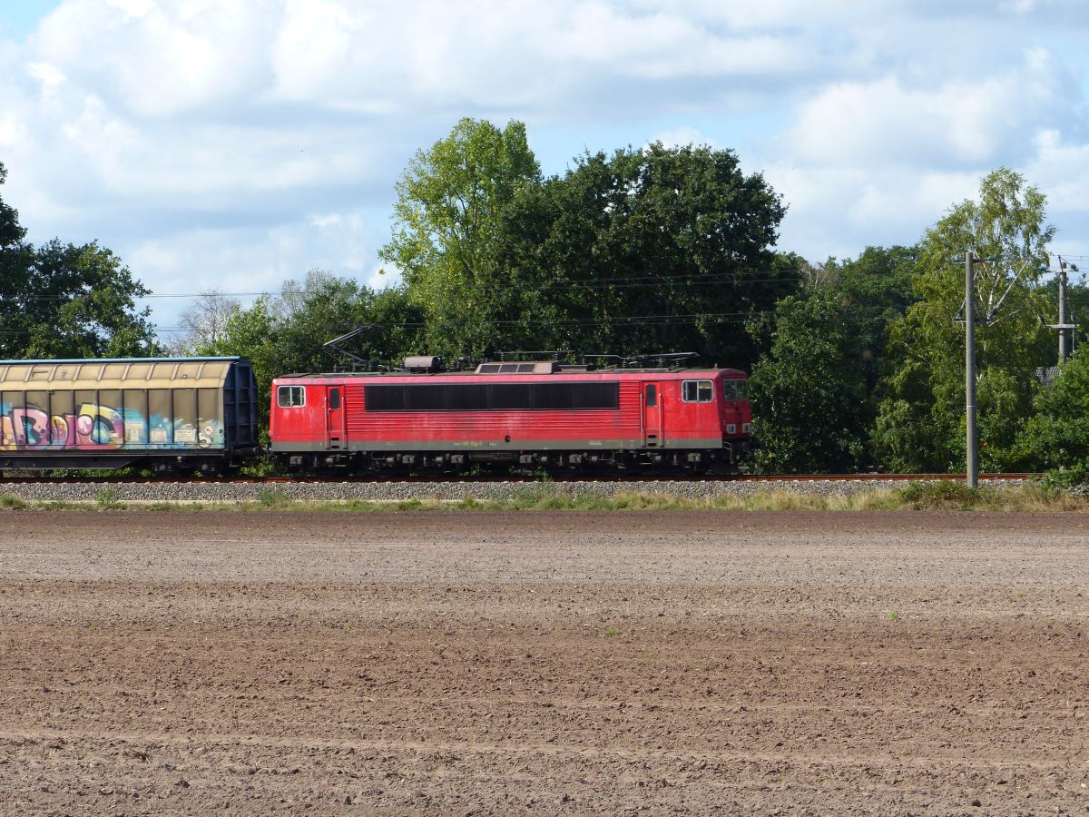 DB Cargo Lok 155 004-5 Bernte, Emsb�ren 13-09-2018.

DB Cargo loc 155 004-5 Bernte, Emsb�ren 13-09-2018.