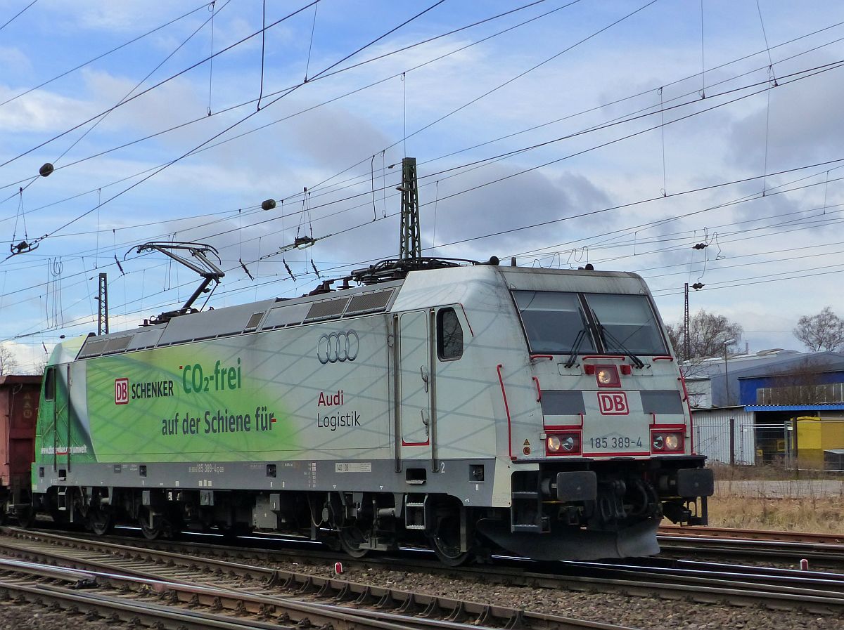 DB Cargo Lok 185 389-4 mit Aufschrift  CO2 Frei  Rangierbahnhof K�ln-Kalk Nord 08-03-2018.

DB Cargo loc 185 389-4 met opschrift  CO2 Frei  rangeerstation Keulen-Kalk Nord 08-03-2018.