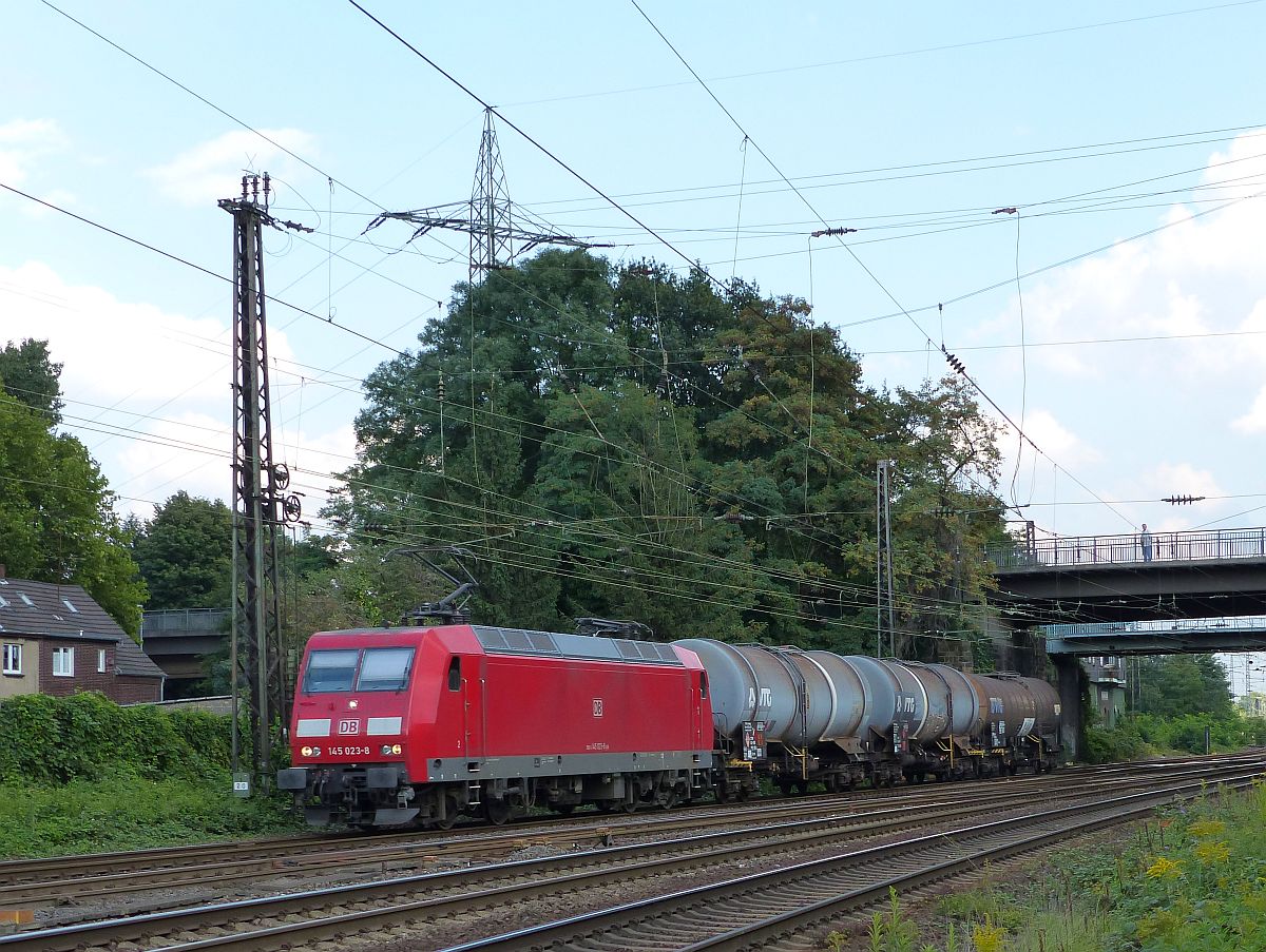 DB Schenker Lok 145 023-8 Oberhausen 11-09-2015.


DB Schenker locomotief 145 023-8 Oberhausen 11-09-2015.