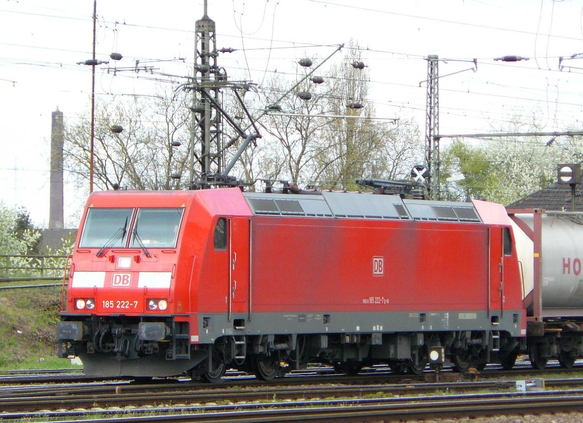 DB Schenker Lok 185 222-7 Oberhausen West 18-04-2015.


DB Schenker loc 185 222-7 Oberhausen West 18-04-2015.